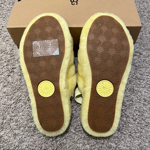 UGG slippers - Picture 3 of 5